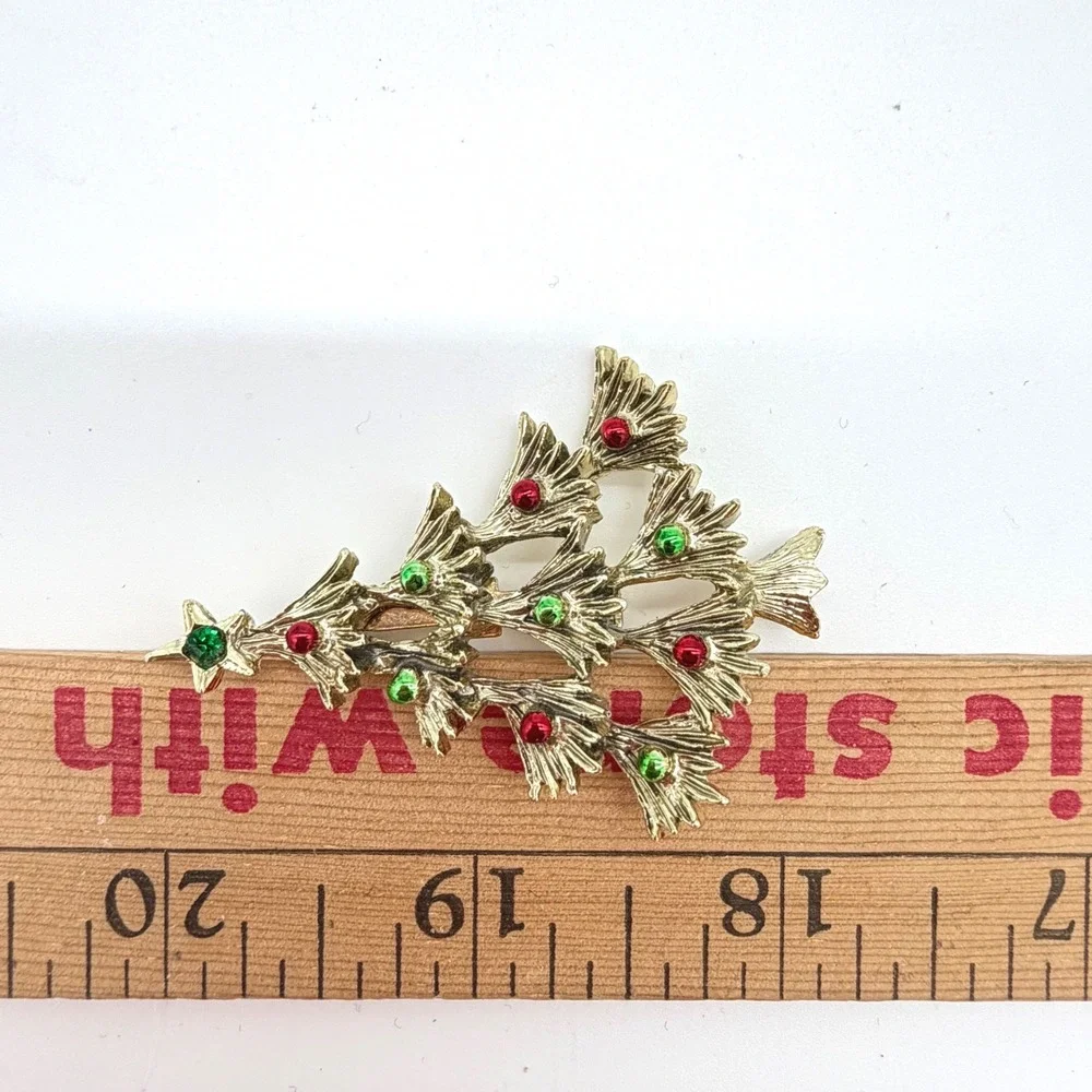 Vintage‎ Gerry's Christmas Tree Brooch Gold Tone Red Green Rhinestone Pin
